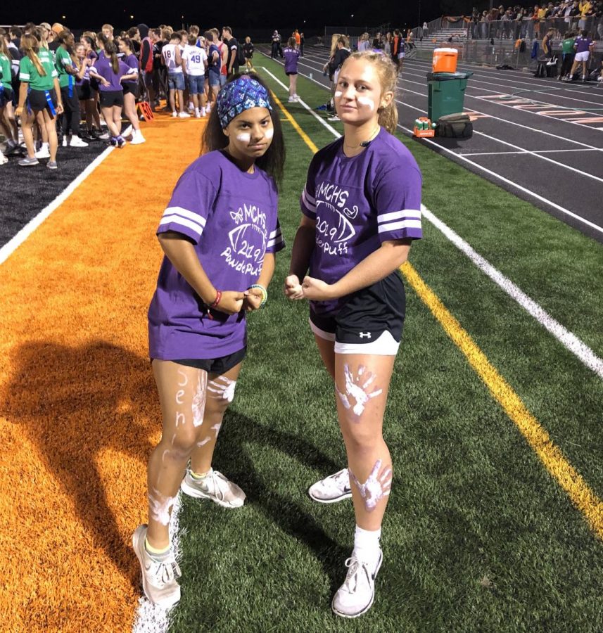 The seniors beat the juniors at the powderpuff game Monday, 13-6. 