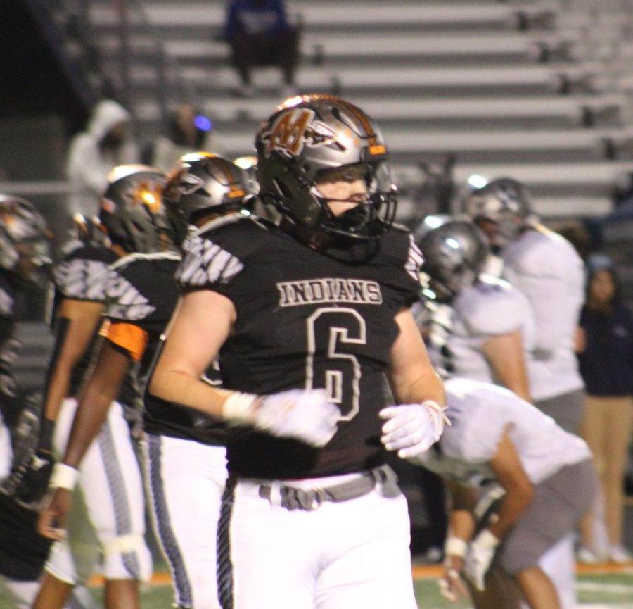 Linebacker Cayden Garcia blocked a punt against Oswego to give Minooka an early 2-0 lead. 